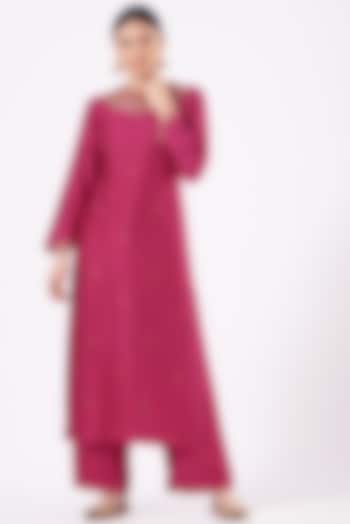 Hot Pink Embellished Kurta Set by Niti Bothra at Pernia's Pop Up Shop