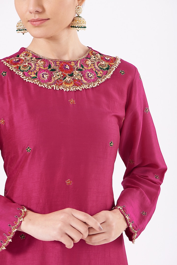 Hot Pink Embellished Kurta Set by Niti Bothra at Pernia's Pop Up Shop