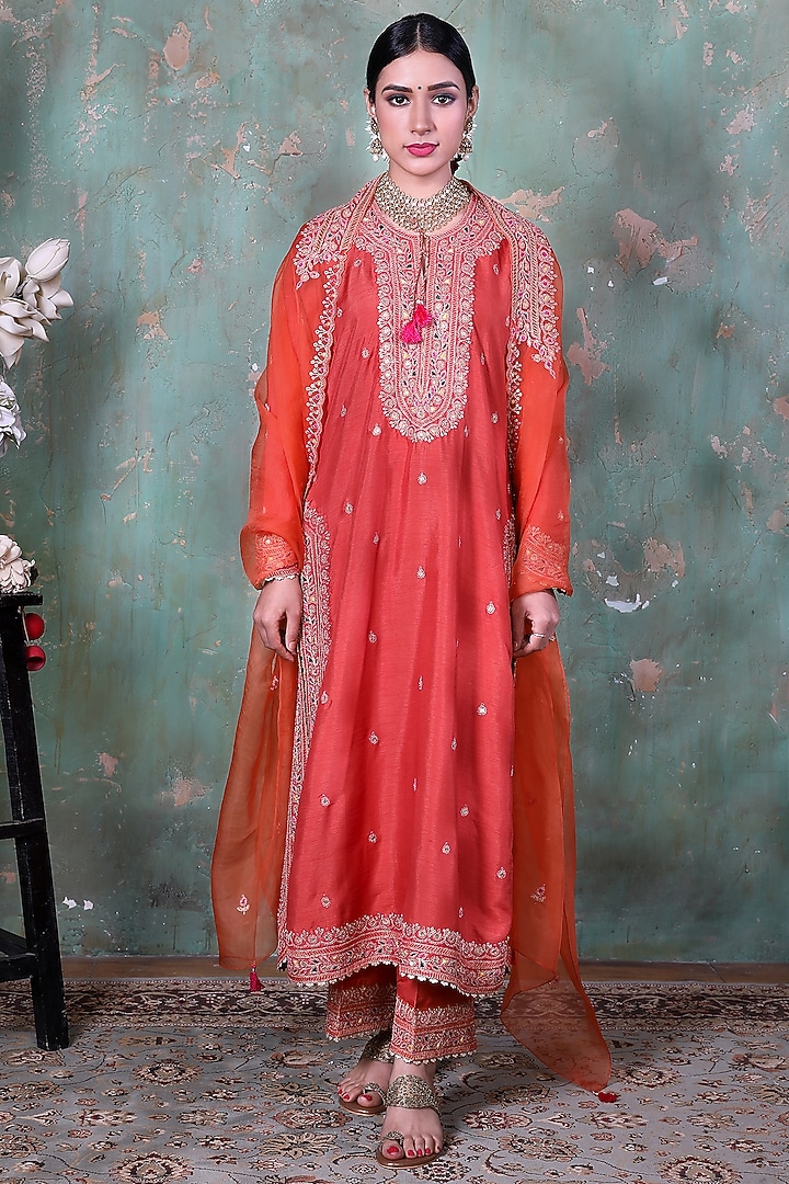 Orange Embroidered Kurta Set by Niti Bothra at Pernia's Pop Up Shop