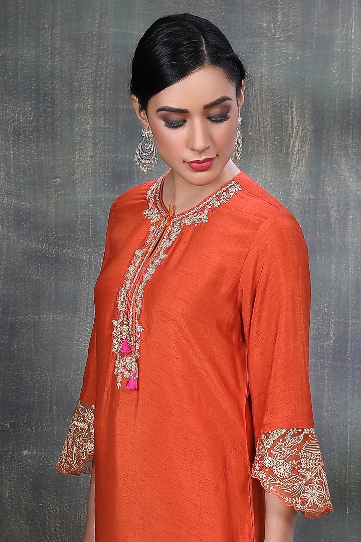 Orange Kurta Set With Embroidery by Niti Bothra at Pernia's Pop Up Shop
