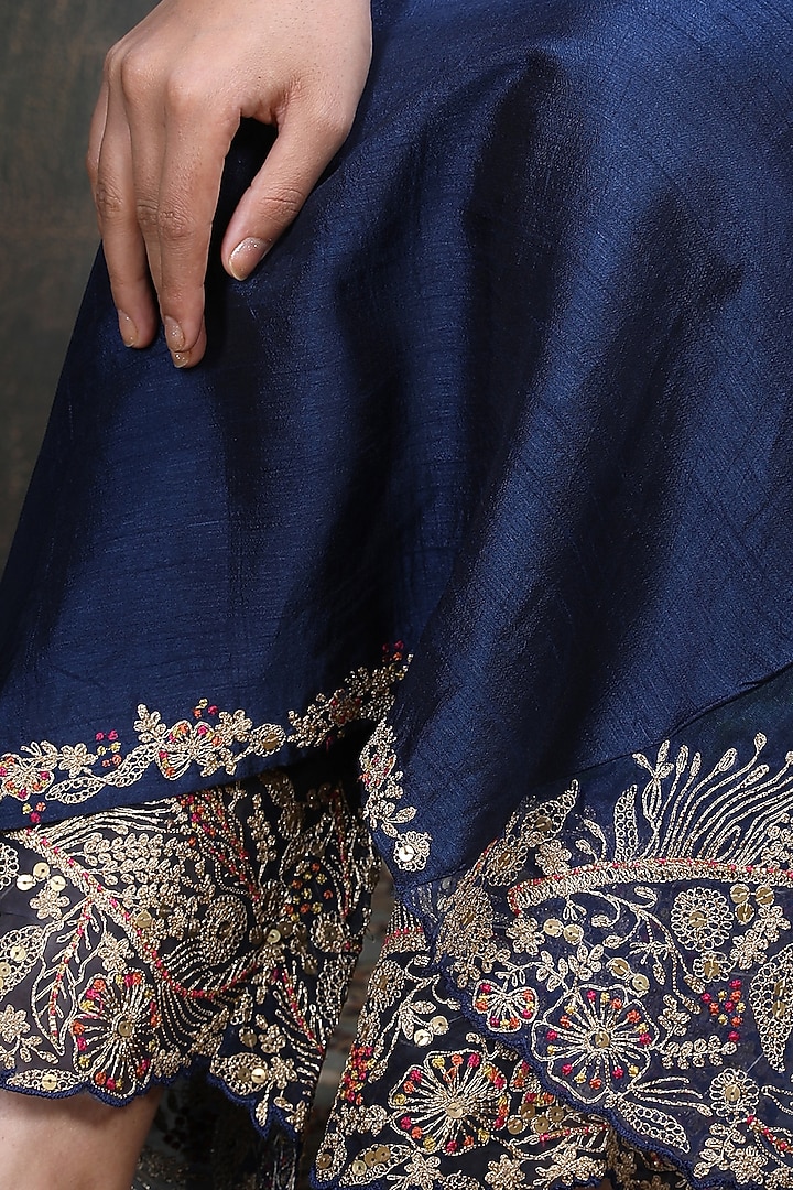 Blue Kurta Set With Embroidery by Niti Bothra at Pernia's Pop Up Shop