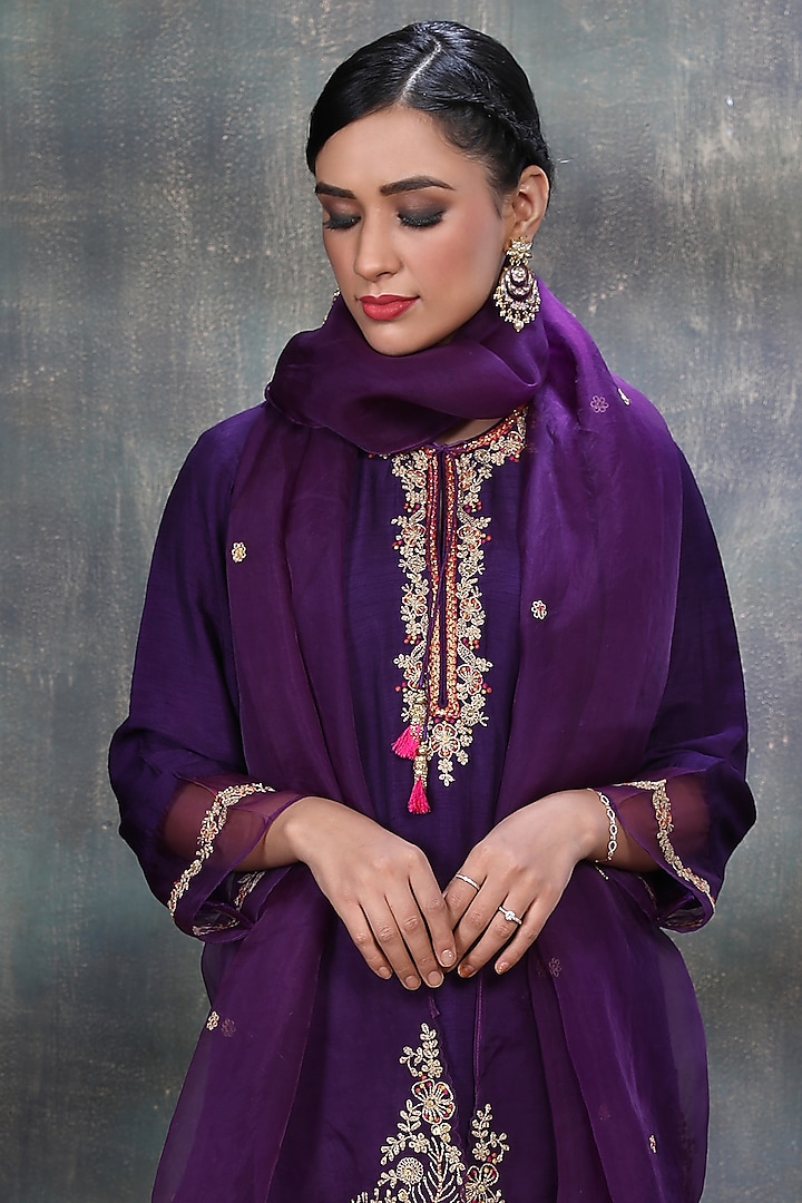 Violet Kurta Set With Dori Embroidery by Niti Bothra at Pernia's Pop Up Shop