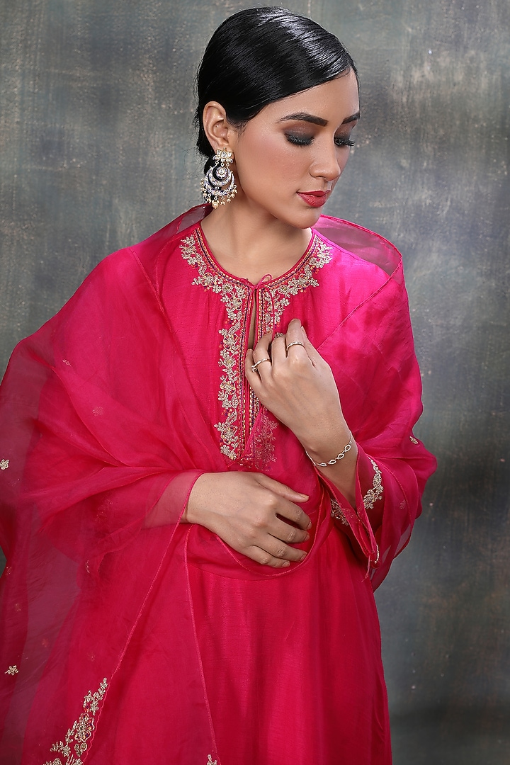 Pink Kurta Set With Dori Embroidery by Niti Bothra at Pernia's Pop Up Shop