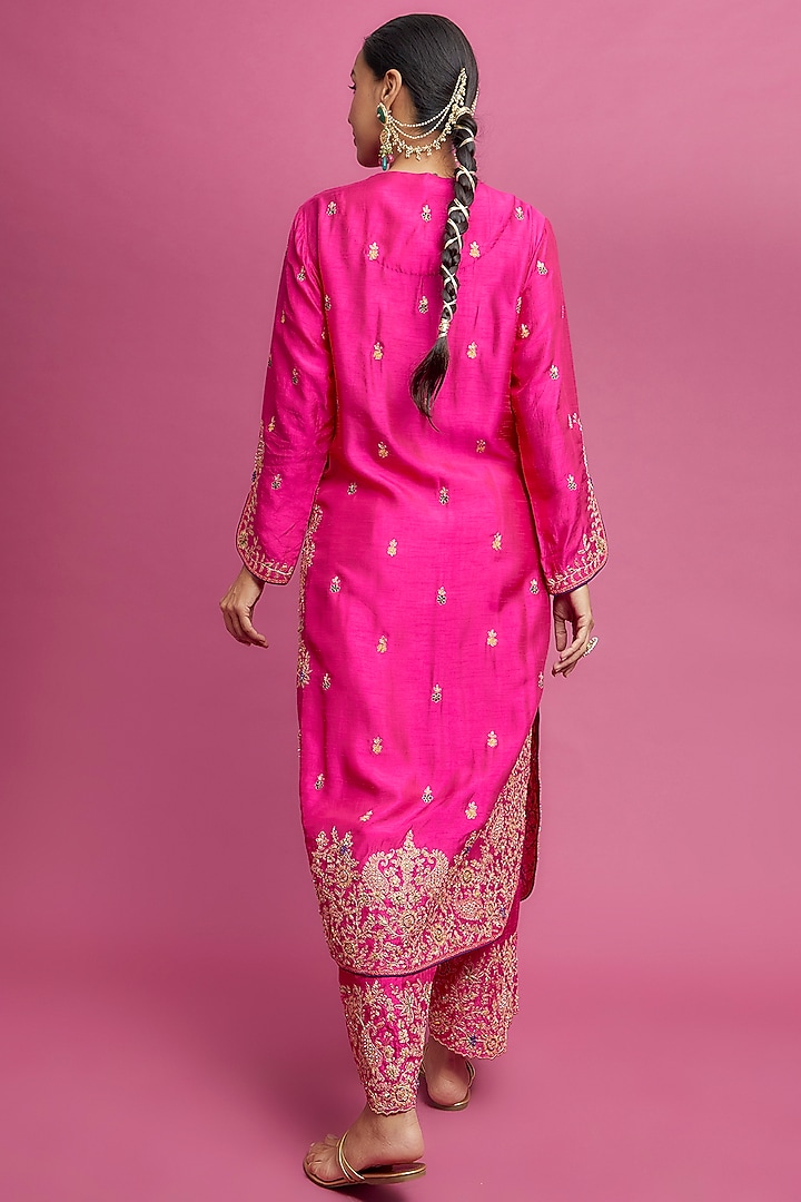 Pink Silk Zardosi Embroidered Kurta Set by Niti Bothra at Pernia's Pop Up Shop
