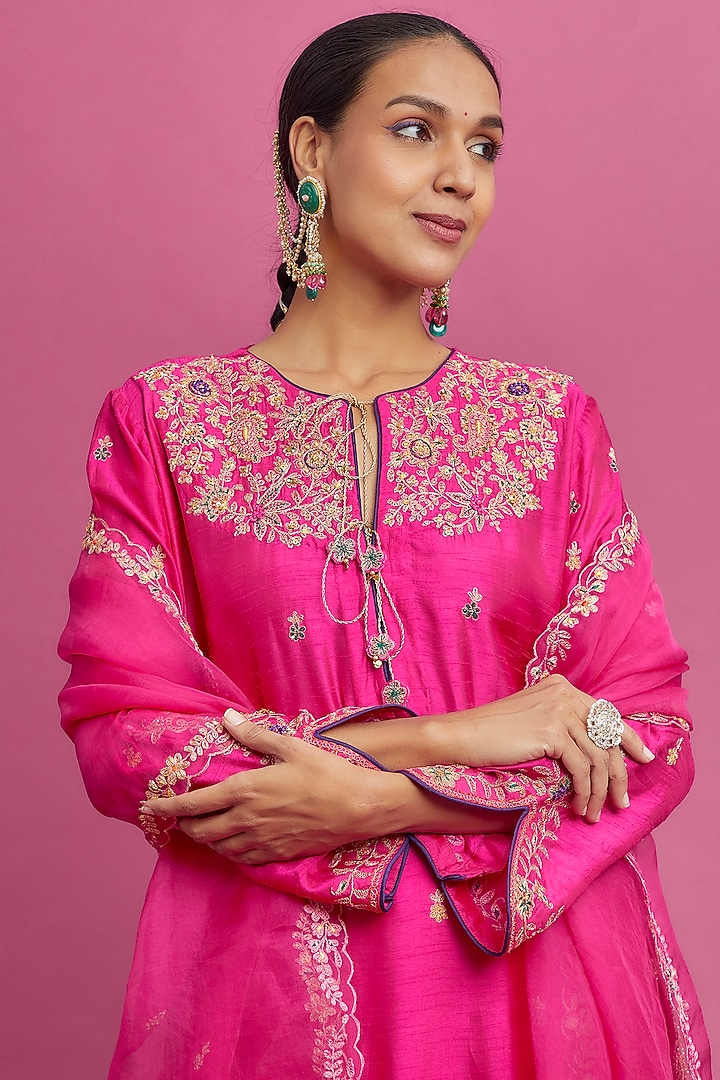 Pink Silk Zardosi Embroidered Kurta Set by Niti Bothra at Pernia's Pop Up Shop