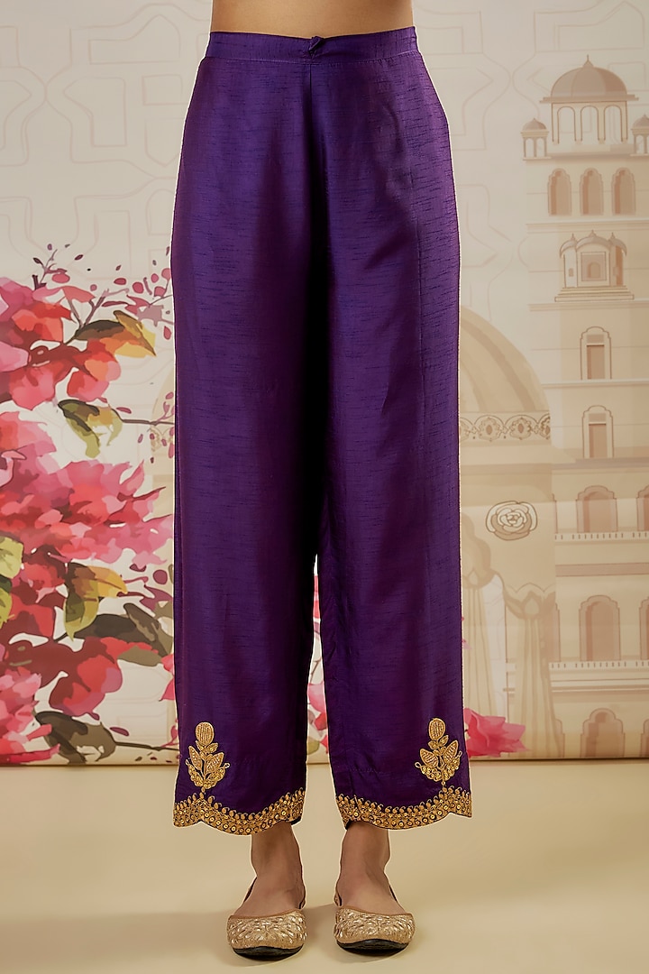 Orange Silk Zari Embroidered Kurta Set by Niti Bothra at Pernia's Pop Up Shop