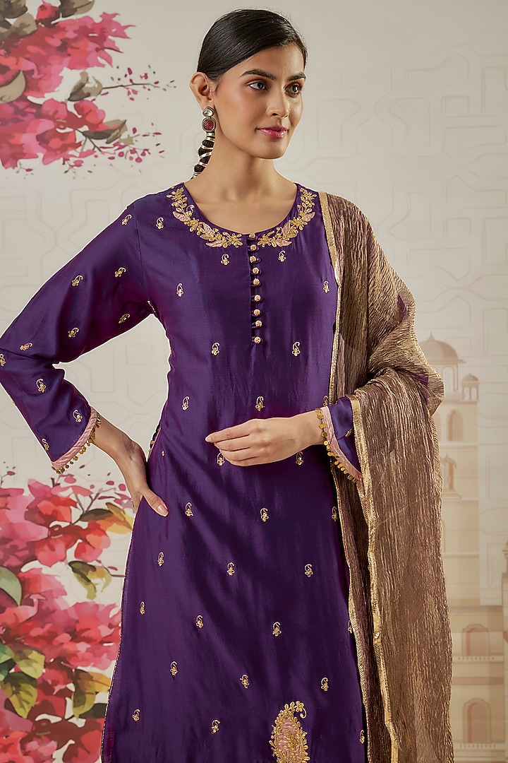 Purple Silk Zari Embroidered Kurta Set by Niti Bothra at Pernia's Pop Up Shop
