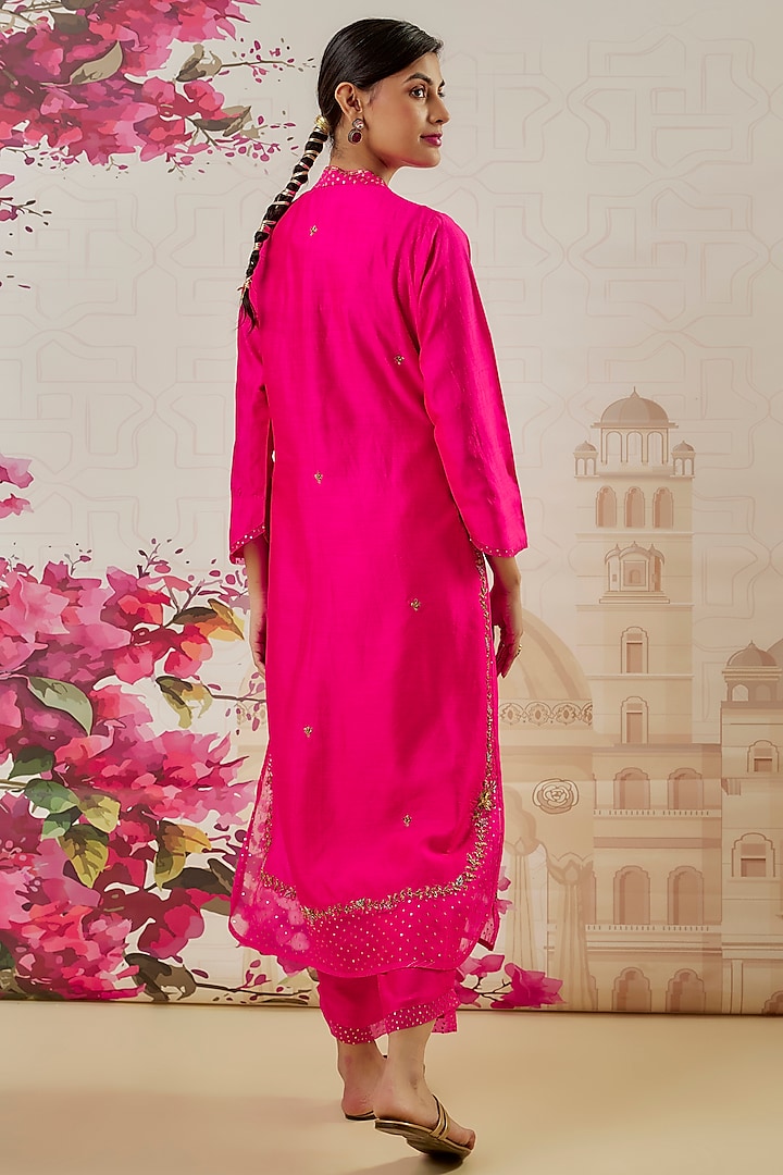 Pink Silk Sequins & Pearl Embroidered Kurta Set by Niti Bothra at Pernia's Pop Up Shop
