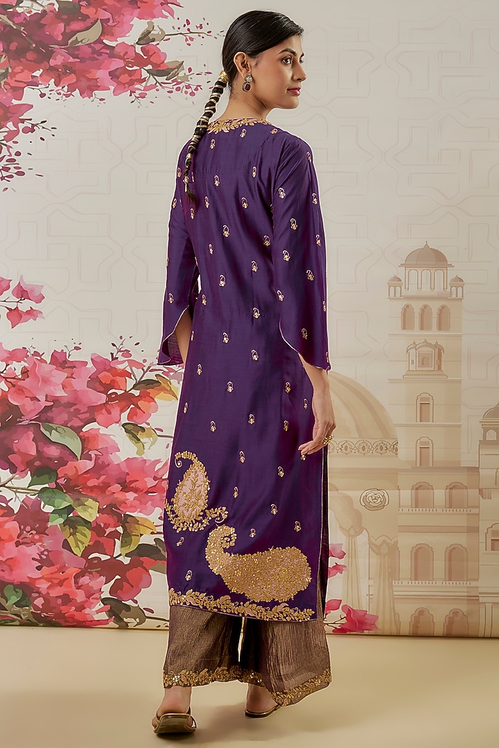 Purple Silk Embroidered Kurta Set by Niti Bothra at Pernia's Pop Up Shop