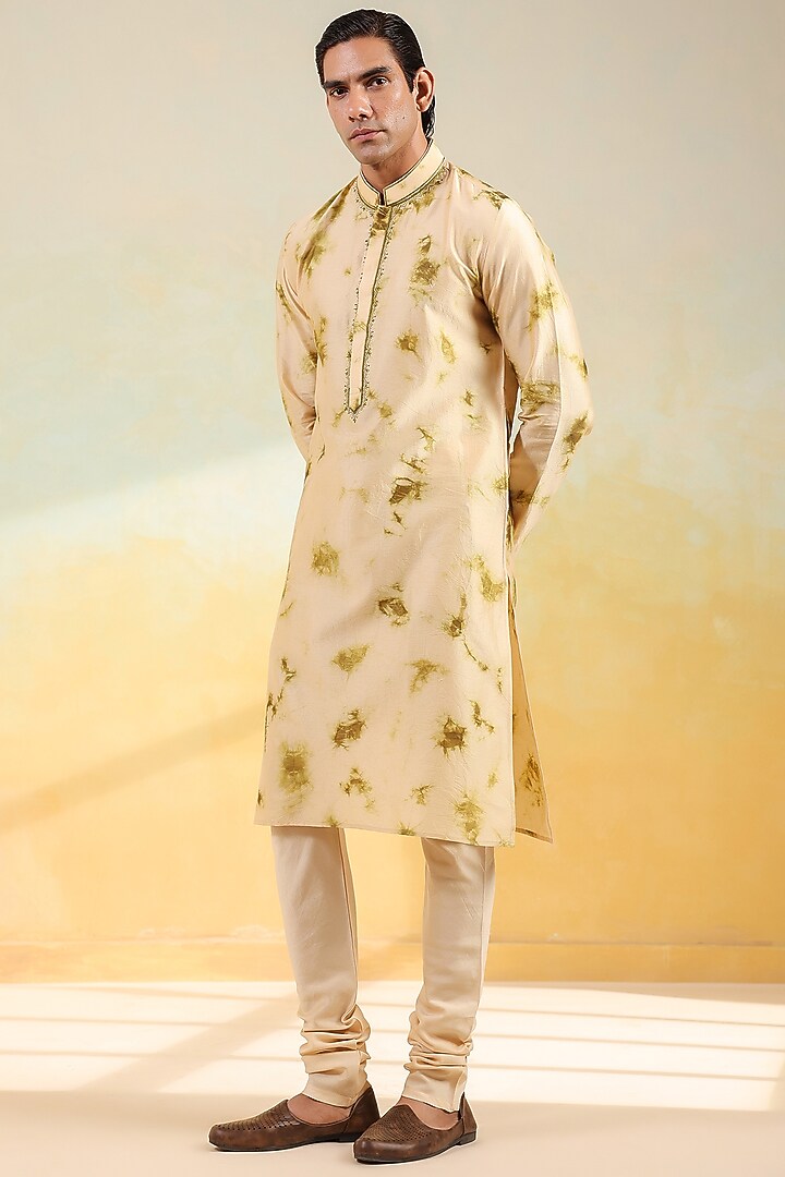 Beige & Olive Green Silk Chanderi Shibori Printed & Thread Embroidered Kurta Set by Niti Bothra Men at Pernia's Pop Up Shop