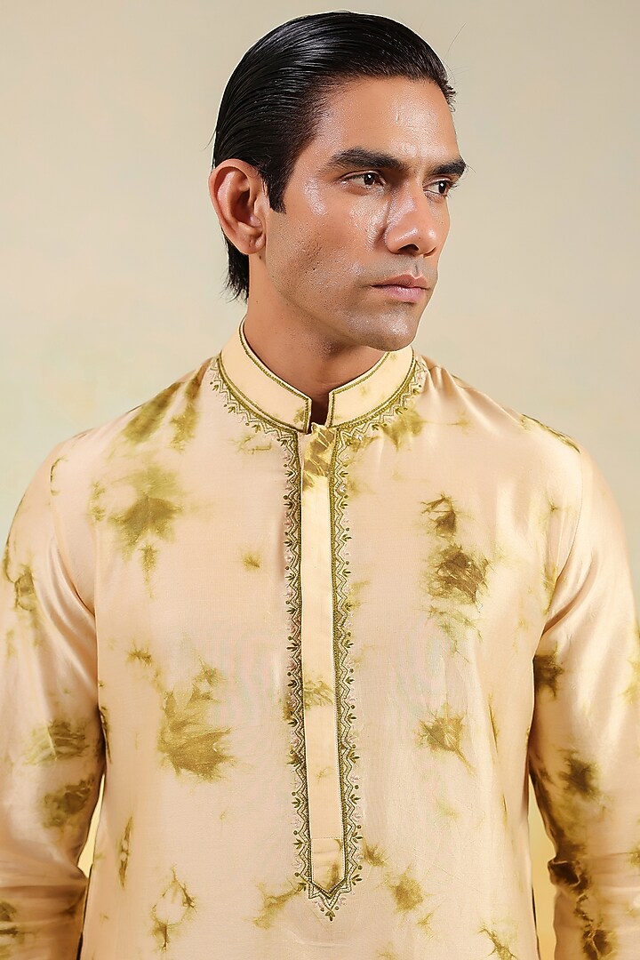 Beige & Olive Green Silk Chanderi Shibori Printed & Thread Embroidered Kurta Set by Niti Bothra Men at Pernia's Pop Up Shop