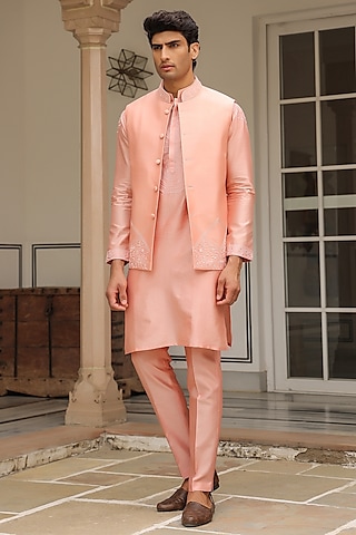 Peach Chanderi Silk Floral Thread Embroidered Bundi Jacket Set by Niti Bothra Men