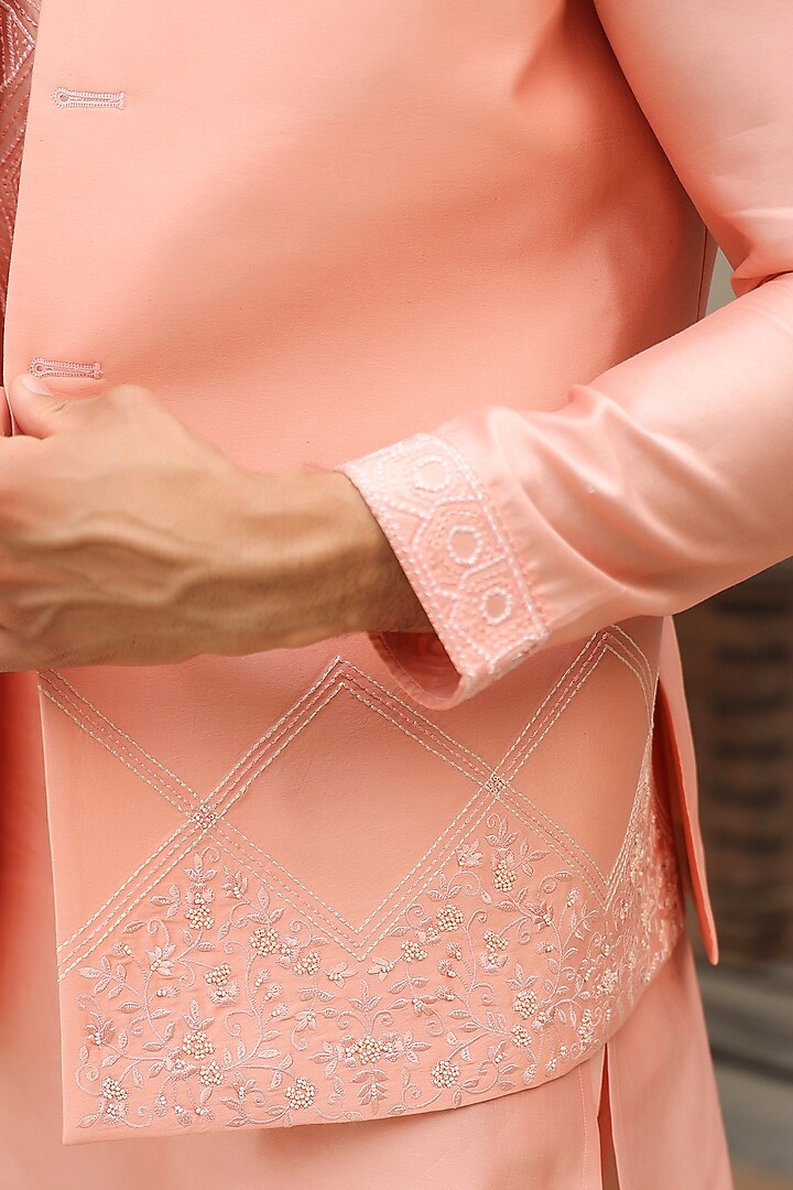 Peach Chanderi Silk Floral Thread Embroidered Bundi Jacket by Niti Bothra Men at Pernia's Pop Up Shop