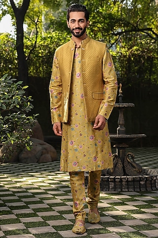 Yellow Fine Silk Chanderi Quilted Bundi Jacket Set by Niti Bothra Men