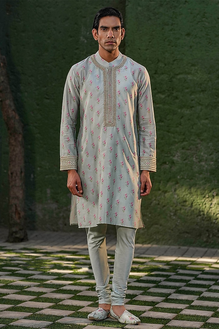 Blue Fine Silk Chanderi Printed Bundi Jacket Set by Niti Bothra Men at Pernia's Pop Up Shop