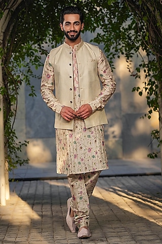 Ivory Fine Silk Chanderi Embroidered Bundi Jacket Set by Niti Bothra Men