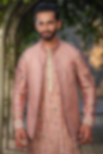 Blush Pink Fine Silk Chanderi Embroidered Bundi Jacket by Niti Bothra Men at Pernia's Pop Up Shop