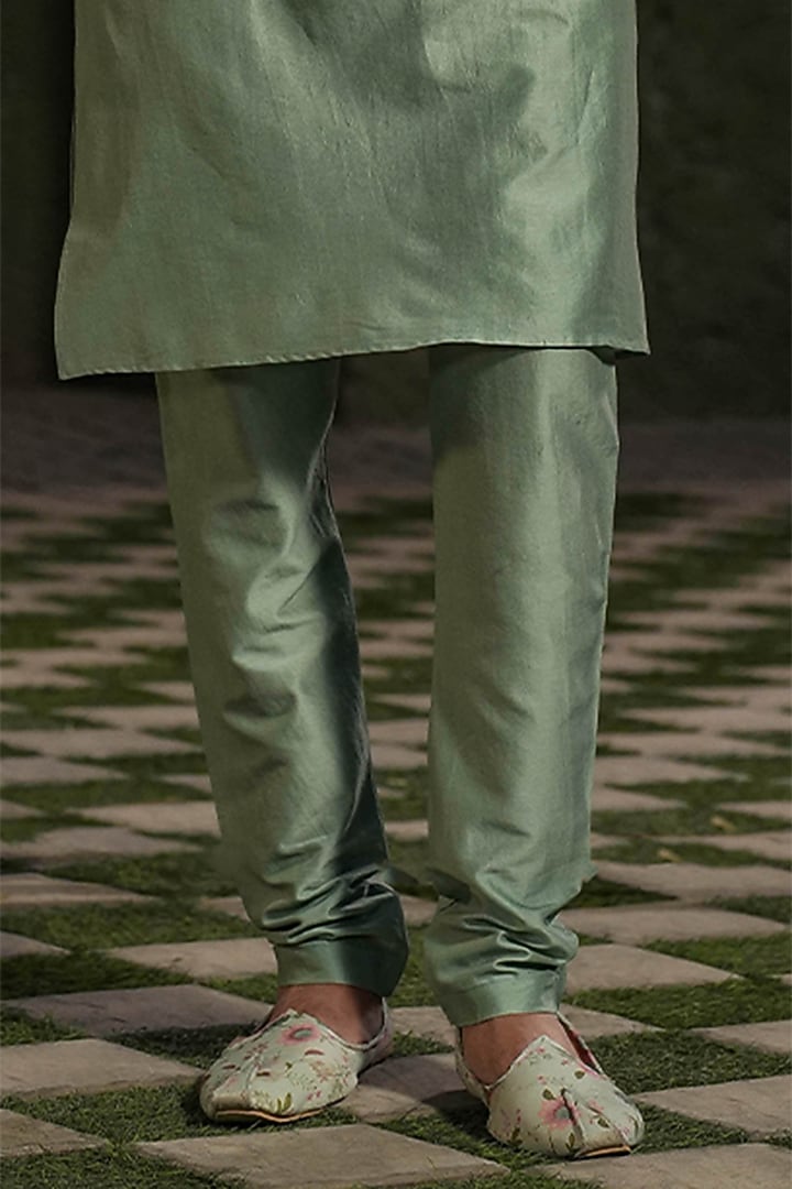 Turquoise Fine Silk Chanderi Printed Bundi Jacket Set by Niti Bothra Men at Pernia's Pop Up Shop