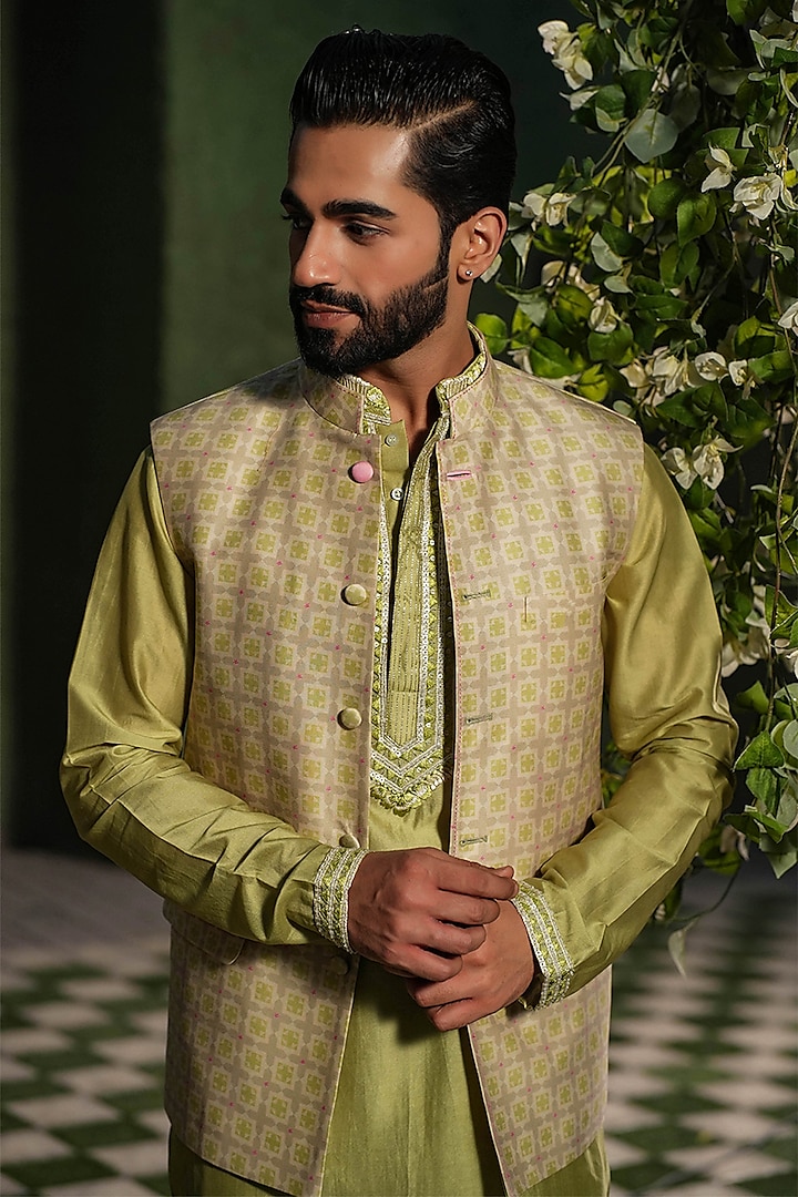 Sap Green Fine Silk Chanderi Printed Bundi Jacket by Niti Bothra Men at Pernia's Pop Up Shop