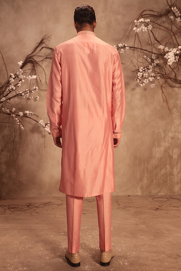 Pink Silk Chanderi Zardosi Embroidered Kurta Set by Niti Bothra Men at Pernia's Pop Up Shop