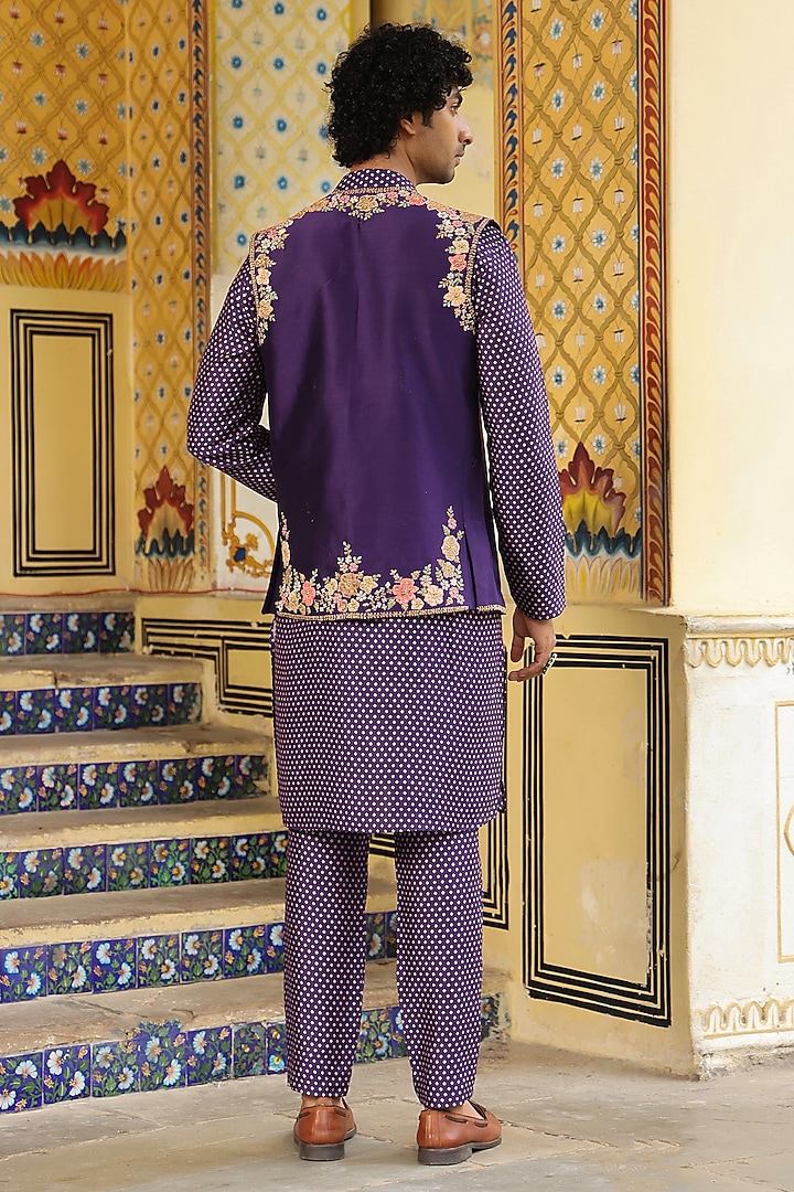 Purple Silk Tencel Applique Embroidered Bundi Jacket Set by Niti Bothra Men at Pernia's Pop Up Shop