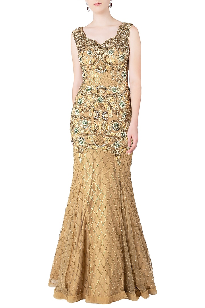 Gold fishcut embroidered gown available only at Pernia's Pop Up Shop.