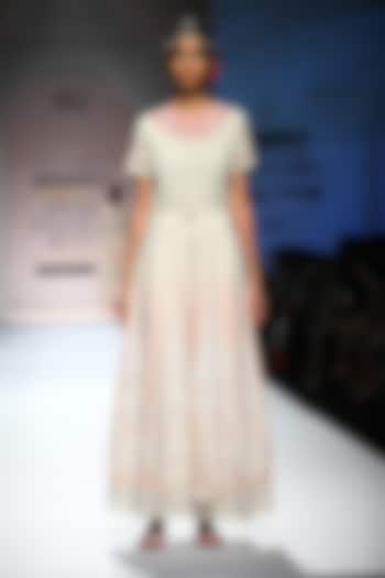 Ivory and rose shaded aari and zardozi work front open anarkali available only at Pernia's Pop Up Shop.