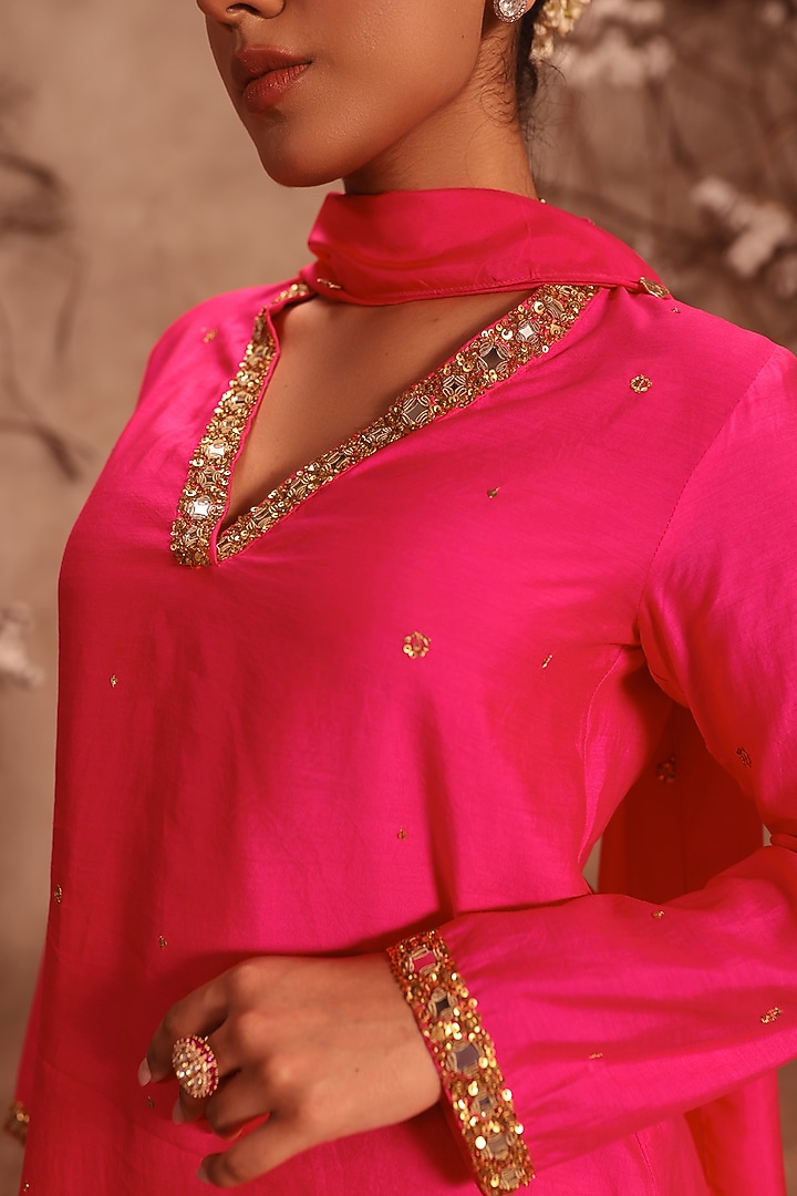 Hot Pink Chiniya Silk Zardosi Embroidered Kurta Set by Niti Bothra at Pernia's Pop Up Shop