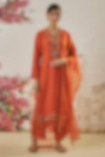 Orange Silk Sequins & Pearl Embroidered Kurta Set by Niti Bothra at Pernia's Pop Up Shop