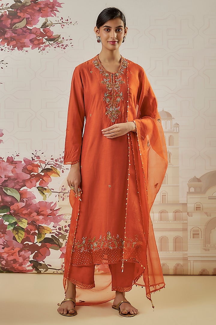 Orange Silk Sequins & Pearl Embroidered Kurta Set by Niti Bothra at Pernia's Pop Up Shop