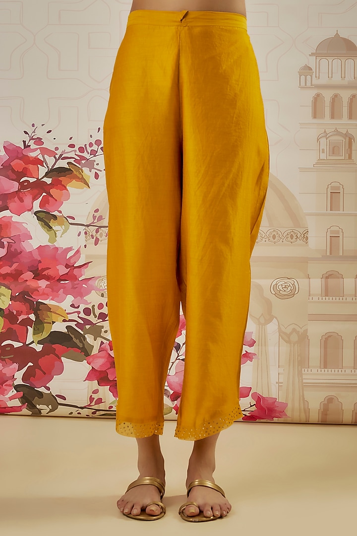 Yellow Silk Sequins & Pearl Embroidered Kurta Set by Niti Bothra at Pernia's Pop Up Shop