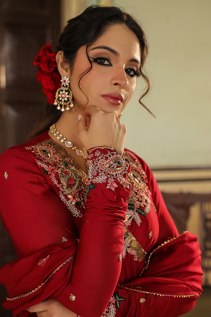 Maroon Silk Chanderi Resham Embroidered Angrakha Set by Niti Bothra at Pernia's Pop Up Shop