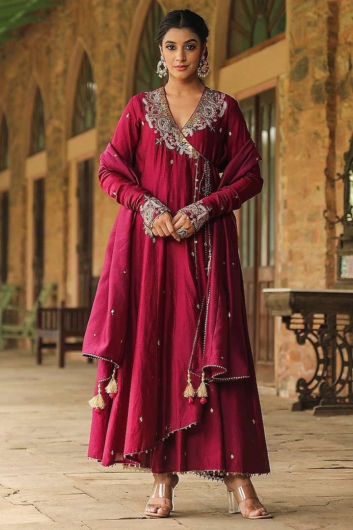 Wine Silk Chanderi Resham Embroidered Angrakha Set by Niti Bothra at Pernia's Pop Up Shop