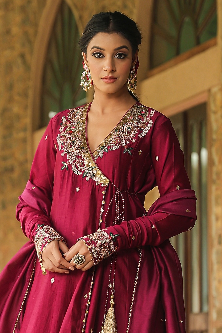 Wine Silk Chanderi Resham Embroidered Angrakha Set by Niti Bothra at Pernia's Pop Up Shop