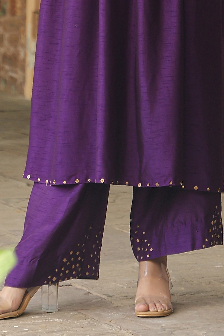 Purple Silk Resham Embroidered Kurta Set by Niti Bothra at Pernia's Pop Up Shop