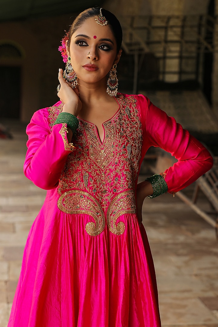 Hot Pink Pure Banarasi Spun Silk Resham Embroidered Kurta Set by Niti Bothra at Pernia's Pop Up Shop