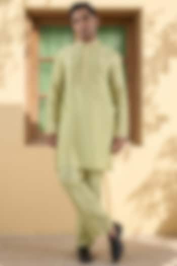 Green Silk Tencel Resham Embroidered Kurta Set by Niti Bothra Men at Pernia's Pop Up Shop