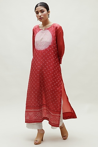 Onion Pink Pure Silk Kurta by Naina Jain
