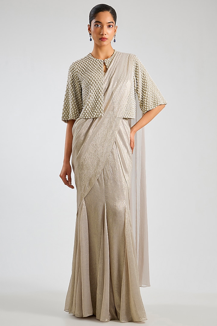 Pearl-Colored Shimmer Chiffon Reception Saree Set by Namrata Joshipura at Pernia's Pop Up Shop