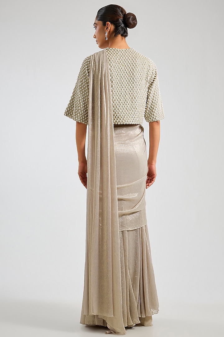 Pearl-Colored Shimmer Chiffon Reception Saree Set by Namrata Joshipura at Pernia's Pop Up Shop