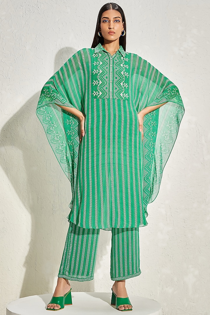 Green Georgette Embellished Kaftan Set by Namrata Joshipura