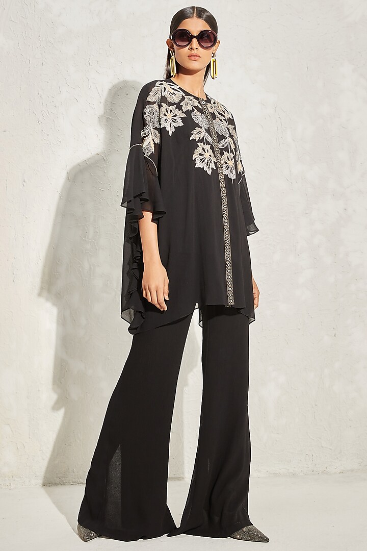 Black Georgette Embellished Kaftan Set by Namrata Joshipura