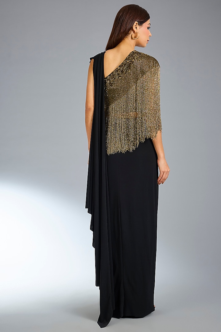 Black Jersey Floral Hand Embroidered Draped Reception Saree Set by Namrata Joshipura at Pernia's Pop Up Shop