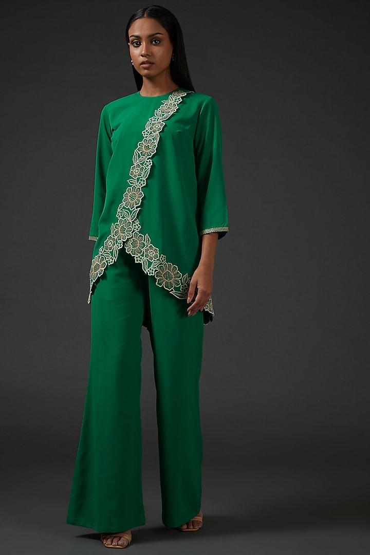Green Snake Crepe Embroidered Co-Ord Set by Namrata Joshipura at Pernia's Pop Up Shop