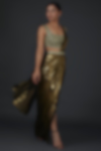 Copper Shimmer Foil Crepe Metallic Pleated Wedding Saree Set by Namrata Joshipura at Pernia's Pop Up Shop
