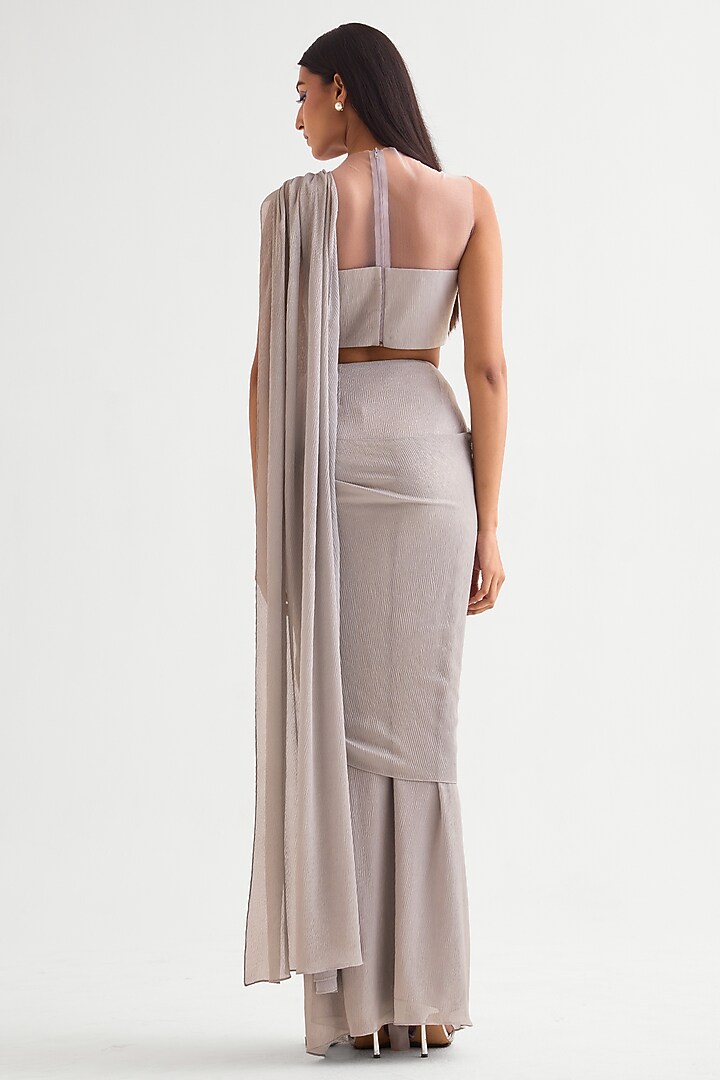 Silver Shimmer Chiffon Draped Reception Saree Set by Namrata Joshipura at Pernia's Pop Up Shop