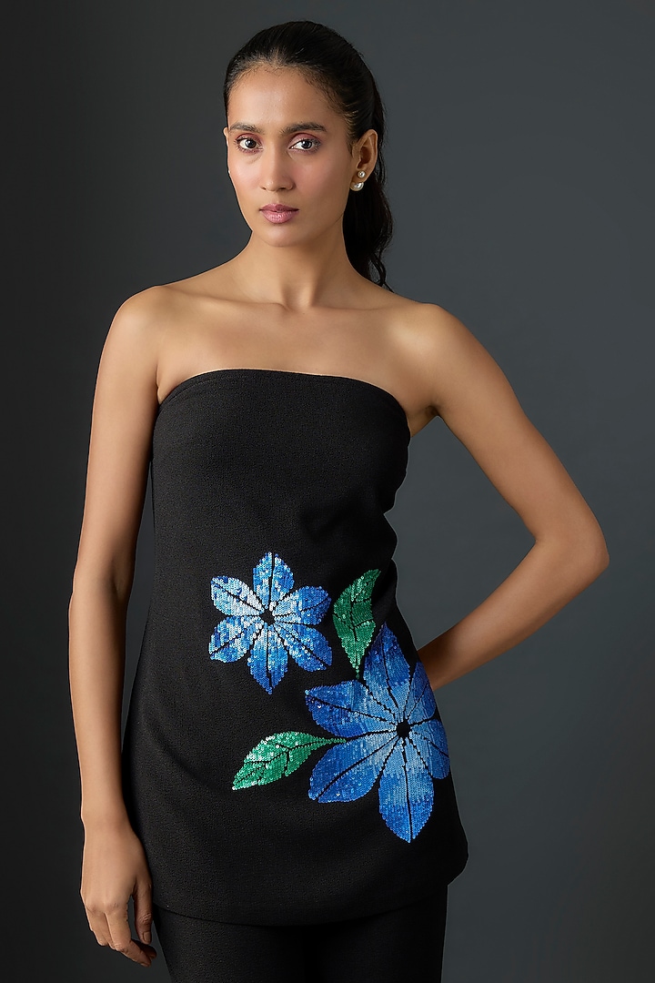 Black lame Jersey Co-Ord Set by Namrata Joshipura at Pernia's Pop Up Shop