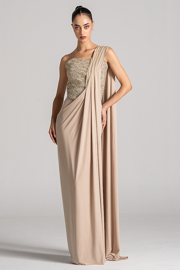 Gold Jersey Draped Reception Saree Set by Namrata Joshipura at Pernia's Pop Up Shop