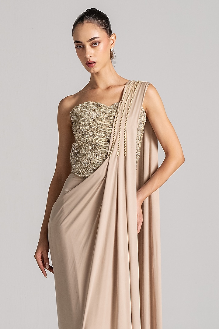 Gold Jersey Draped Reception Saree Set by Namrata Joshipura at Pernia's Pop Up Shop