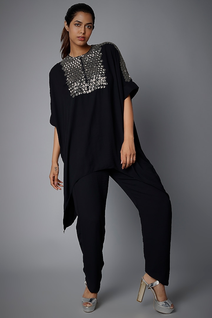 Black Embellished Kaftan Set by Namrata Joshipura at Pernia's Pop Up Shop